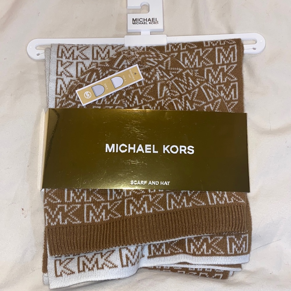 MK Hat + Scarf set